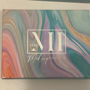 MI Eyeshadow Palette